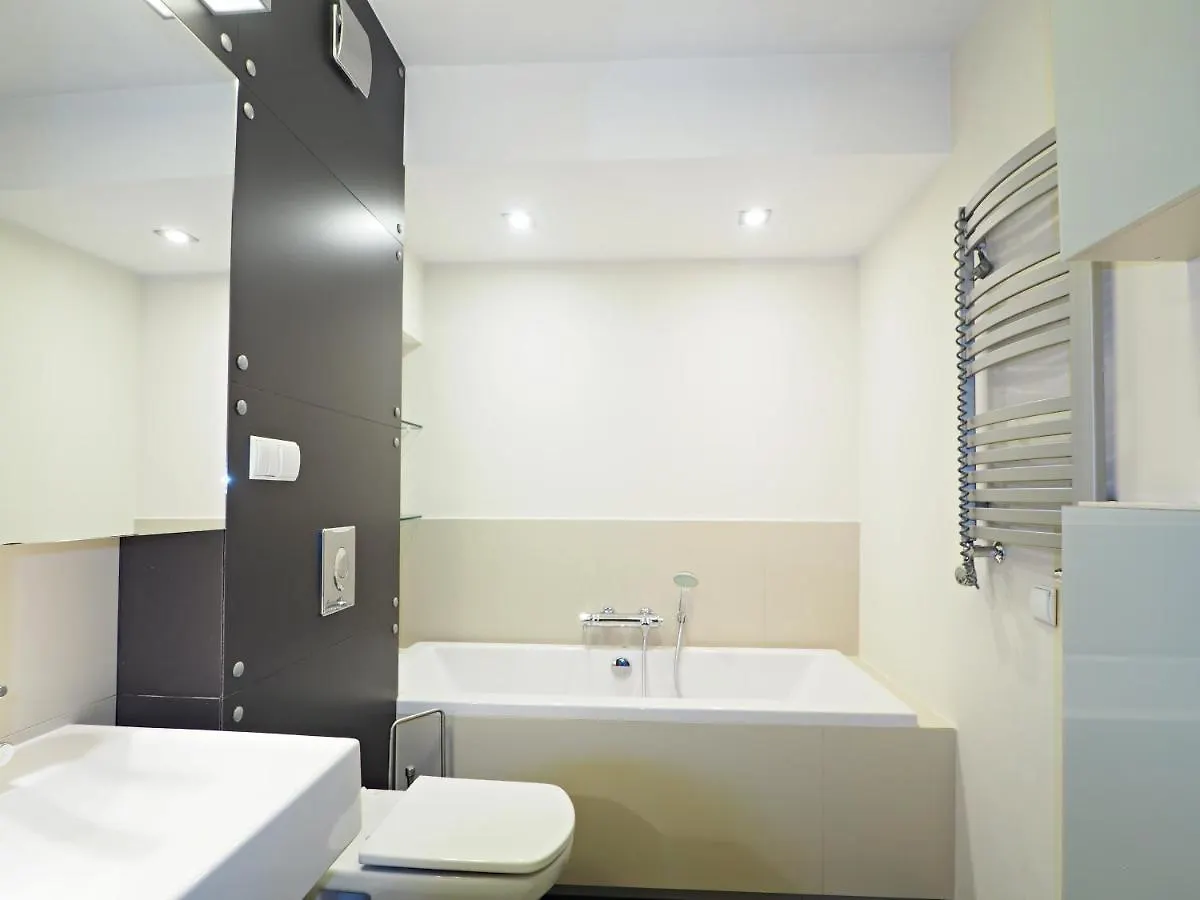 Family Suite Parking 2 Bathrooms 300 M Sea Sopot Apartment